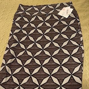 LuLaRoe Cassie pencil skirt